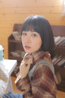 大胸美女